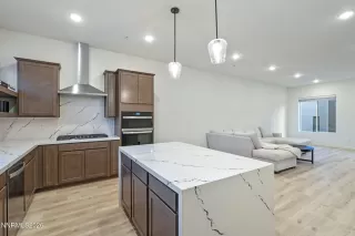 Photo #4: 260000880 Listing 