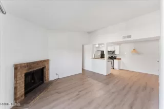 Photo #4: 260000891 Listing 