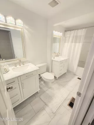 Photo #3: 260000902 Listing