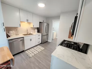 Photo #4: 260000902 Listing