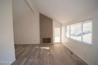 Photo #5: 260000903 Listing 