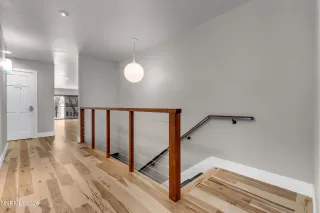 Photo #2: 260000906 Listing 