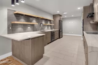 Photo #3: 260000906 Listing 