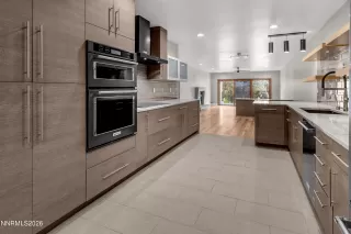 Photo #6: 260000906 Listing 