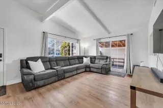 Photo #5: 260000998 Listing