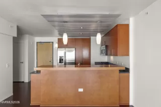 Photo #5: 260001021 Listing 