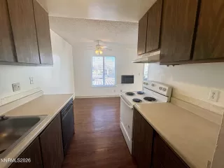 Photo #2: 260001187 Listing 