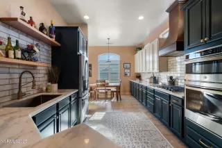 Photo #1: 260001272 Listing