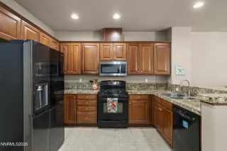 Photo #4: 260001444 Listing 