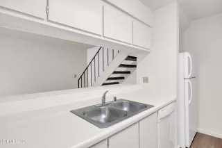 Photo #6: 260001447 Listing 