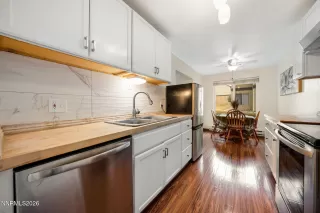 Photo #2: 260001616 Listing 