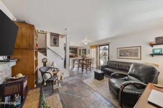 Photo #1: 260001621 Listing 