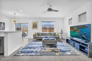 Photo #1: 260001624 Listing 