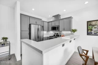 Photo #6: 260001624 Listing 