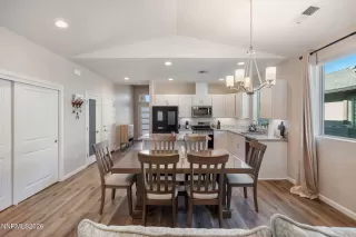 Photo #6: 260001654 Listing