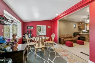 Photo #6: 260001683 Listing