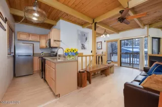 Photo #3: 260001721 Listing