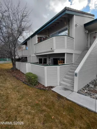 Photo #2: 260001739 Listing