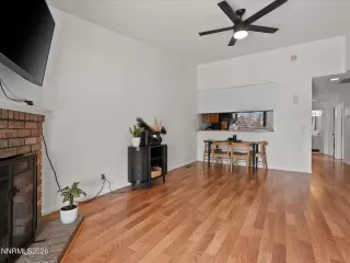 Photo #5: 260001755 Listing 