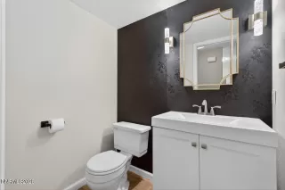 Photo #6: 260001758 Listing 