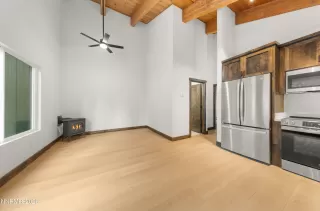 Photo #1: 260001794 Listing 