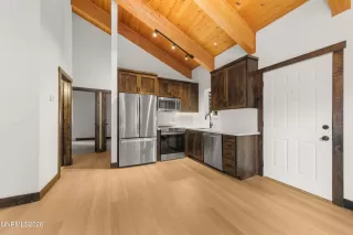 Photo #2: 260001794 Listing 