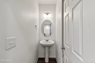 Photo #6: 260001810 Listing