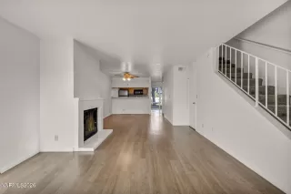 Photo #1: 260001884 Listing 