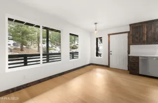 Photo #2: 260001893 Listing