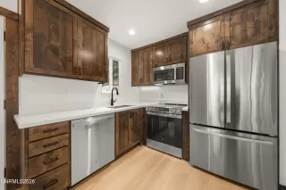 Photo #4: 260001893 Listing