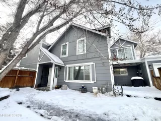 Photo #2: 260001950 Listing