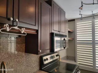 Photo #6: 260002007 Listing 