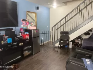 Photo #1: 260002041 Listing