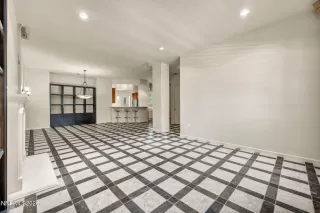 Photo #6: 260002074 Listing 