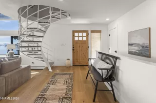 Photo #2: 260002122 Listing