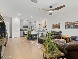 Photo #2: 260002126 Listing 