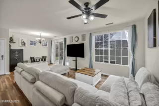 Photo #5: 260002129 Listing