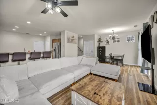 Photo #6: 260002129 Listing