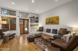 Photo #6: 260002139 Listing