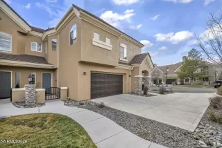 Photo #2: 260002199 Listing