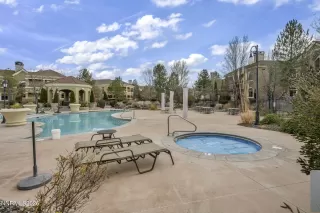 Photo #4: 260002199 Listing