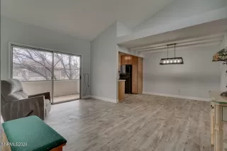 Photo #2: 260002280 Listing