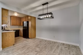 Photo #6: 260002280 Listing