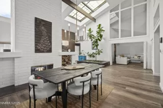 Photo #5: 260002330 Listing 