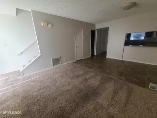 Photo #5: 260002390 Listing 