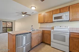 Photo #3: 260002483 Listing 