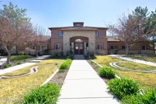 Photo #1: 260002510 Listing 