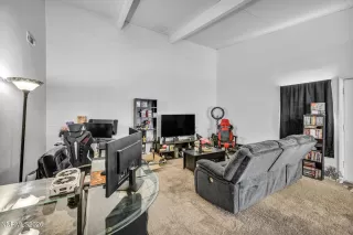 Photo #4: 260002524 Listing 