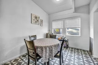 Photo #6: 260002524 Listing 