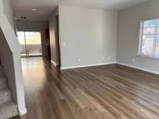 Photo #4: 260002574 Listing 